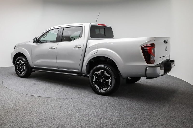2025 Nissan Navara ST-X 4WD D/C Auto image 5