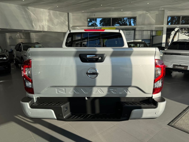 2025 Nissan Navara ST-X 4WD D/Cab 2.3 image 5