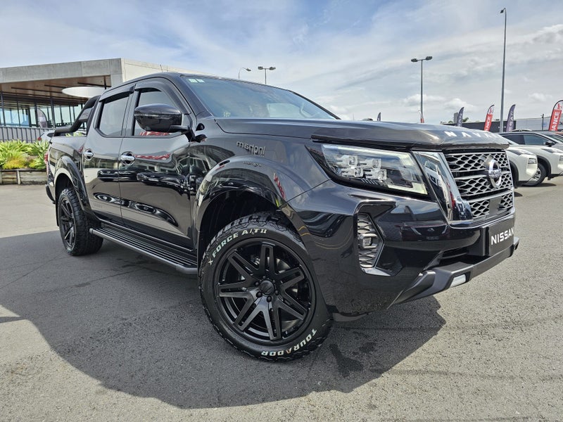 2025 Nissan Navara ST-X AMOUR ISE image 4