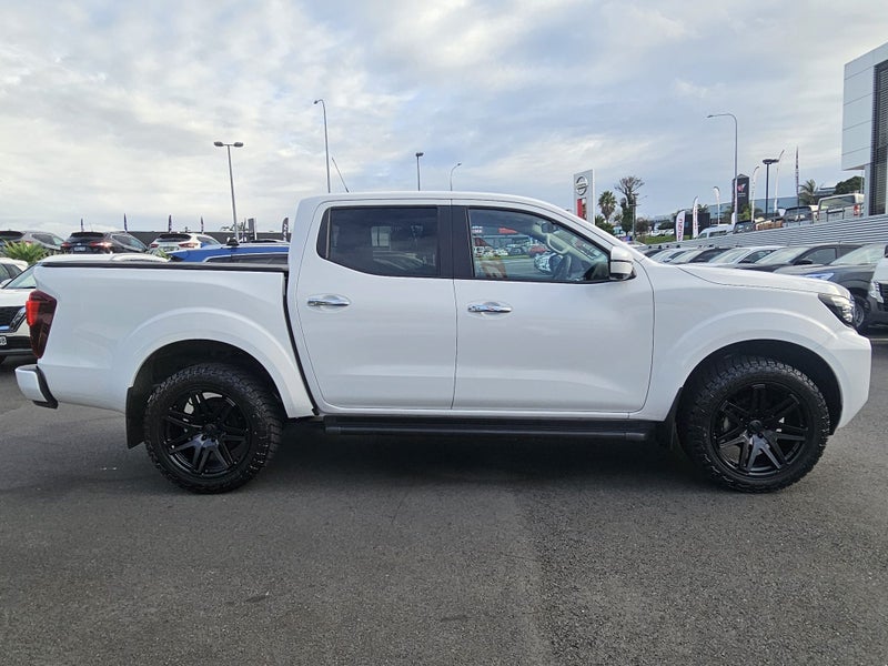 2025 Nissan Navara ST-X SPORT 4WD image 4