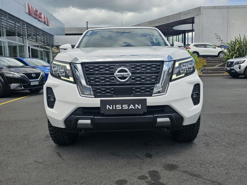 2025 Nissan Navara ST X-TERRAIN image 3