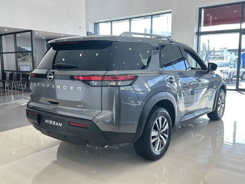 2025 Nissan Pathfinder Ti 3.5P | 4WD | 9 Speed... image 4
