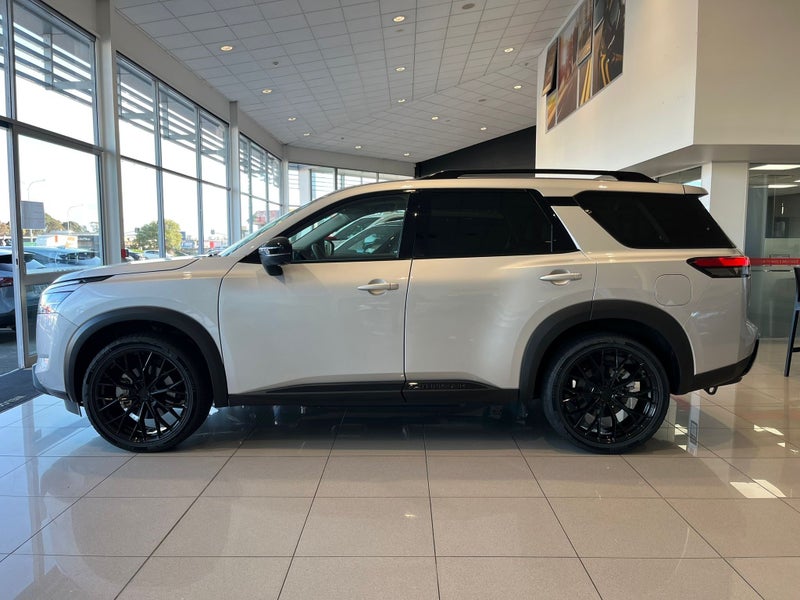 2025 Nissan Pathfinder Ti-L 3.5P/4Wd/9At image 4