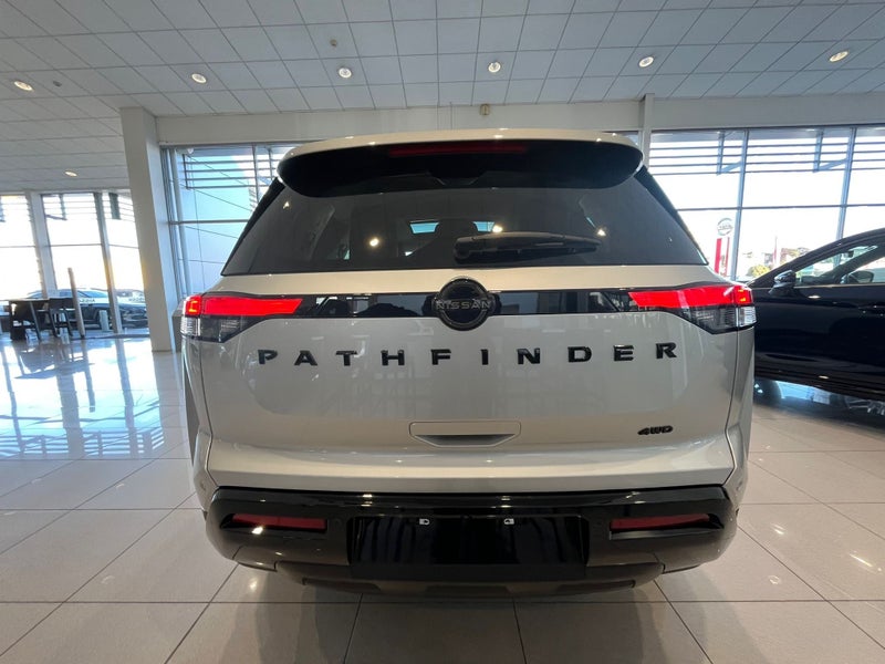 2025 Nissan Pathfinder Ti-L 3.5P/4Wd/9At image 5