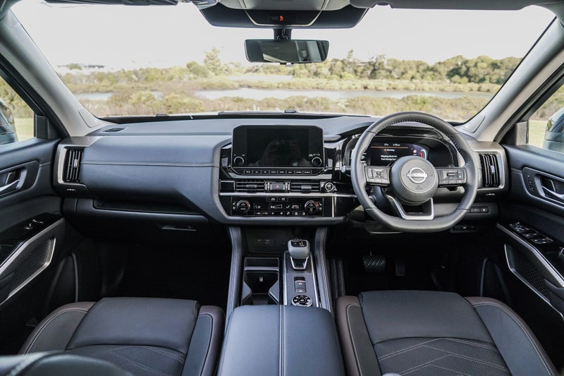 2025 Nissan Pathfinder Ti-L 3.5P/4Wd/9At image 2