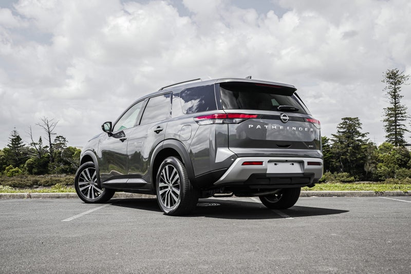 2025 Nissan Pathfinder Ti-L 3.5P/4Wd/9At image 3