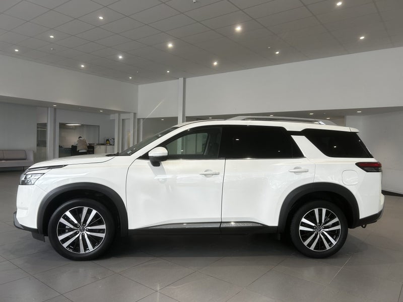 2025 Nissan Pathfinder Ti-L 3.5P/4Wd/9At image 2