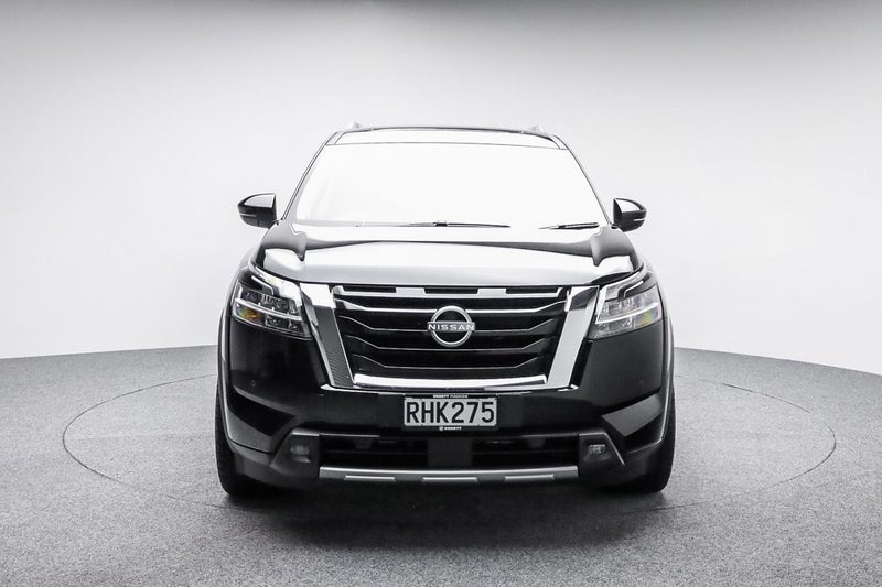 2025 Nissan Pathfinder Ti-L 4WD 7 Seat image 2