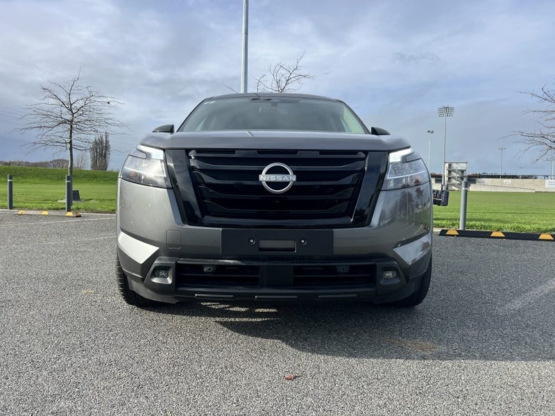 2025 Nissan Pathfinder Ti SV BLACKOUT EDITION 4WD image 3