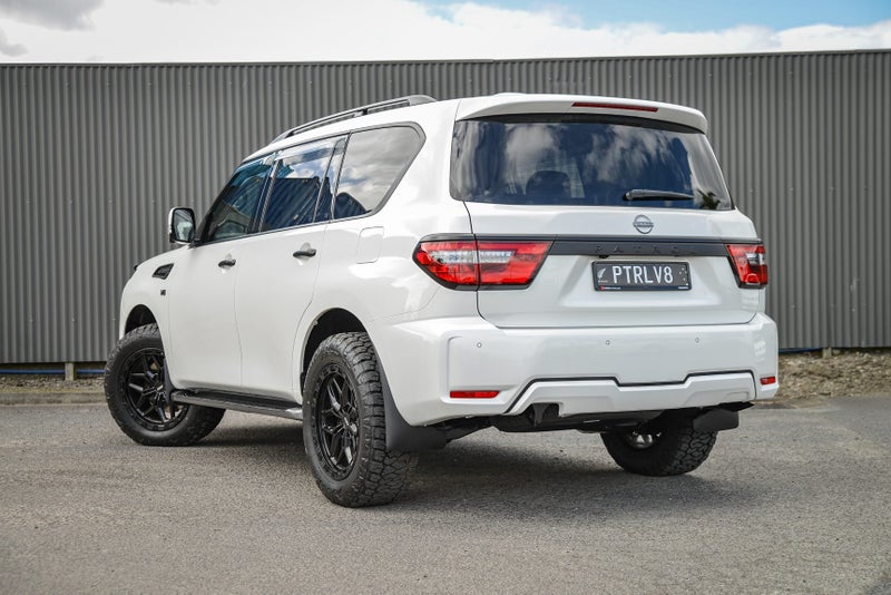 2025 Nissan Patrol Ti-L 5.6P V8 Auto 7 Seater image 2