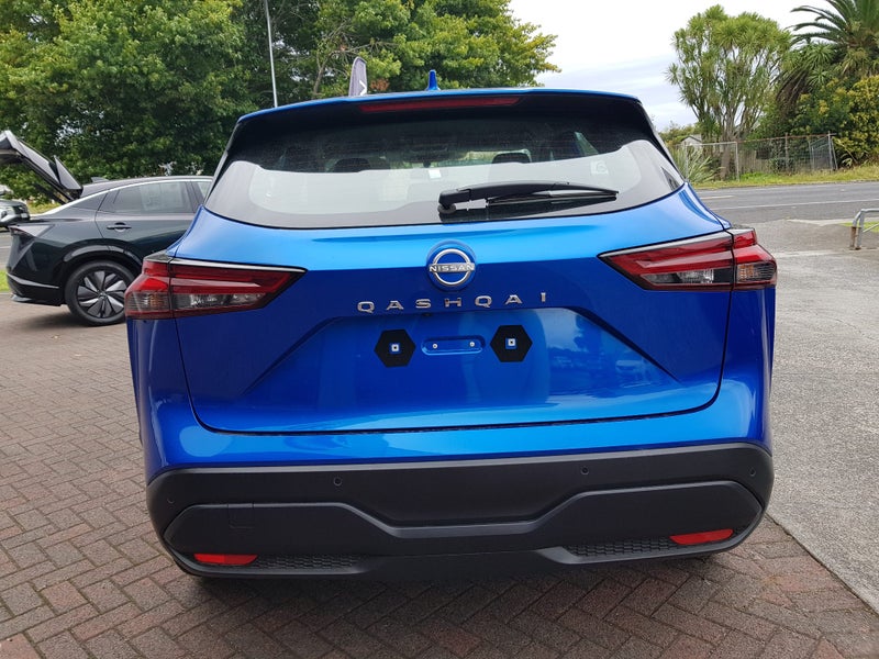 2025 Nissan Qashqai ST image 4