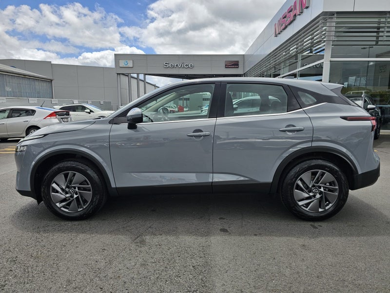 2025 Nissan Qashqai ST 1.3PT image 4