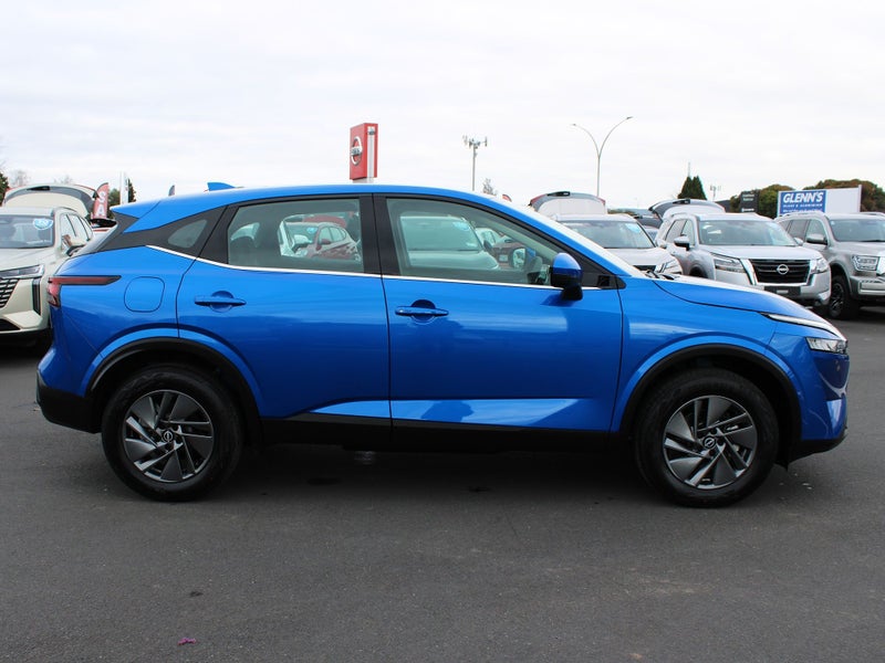 2025 Nissan Qashqai ST image 3