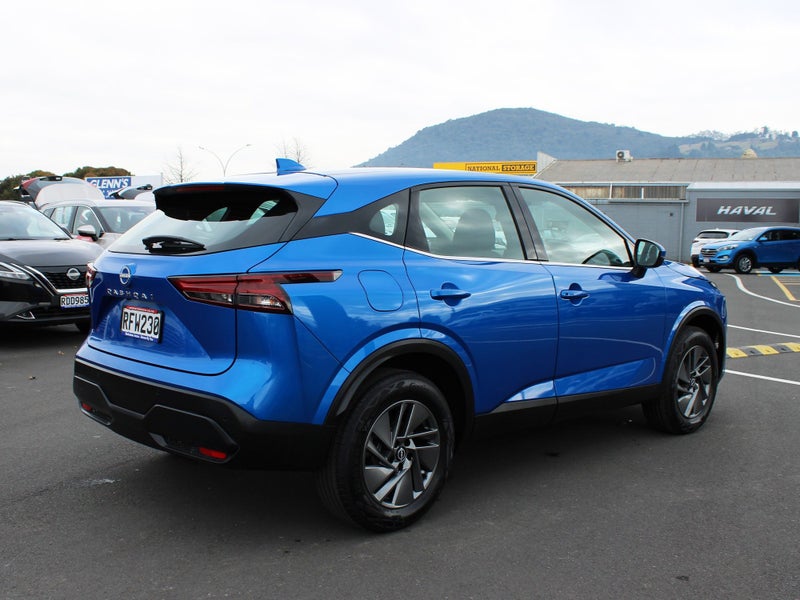 2025 Nissan Qashqai ST image 4