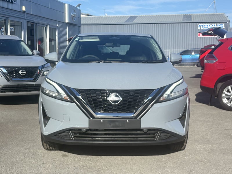 2025 Nissan Qashqai ST image 2