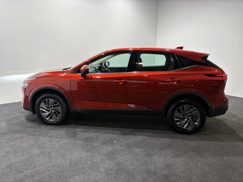 2025 Nissan Qashqai ST image 4