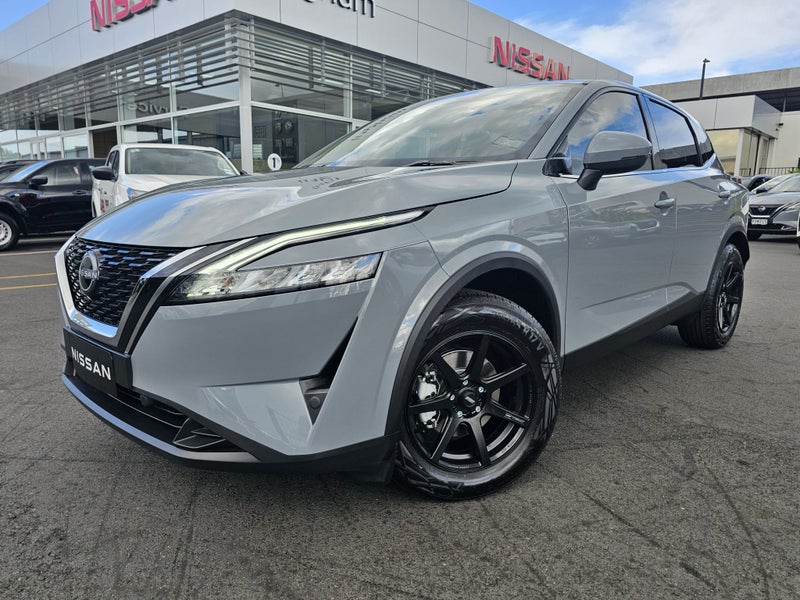 2025 Nissan Qashqai ST I-ANNIVERSARY EDITION image 2