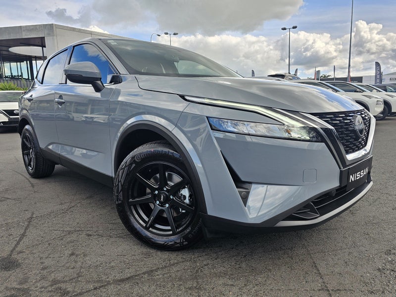 2025 Nissan Qashqai ST I-ANNIVERSARY EDITION image 4