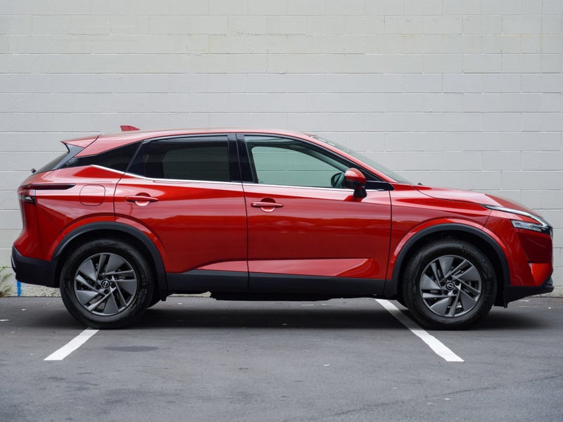 2025 Nissan Qashqai ST-L 1.3L TURBO SUV image 3