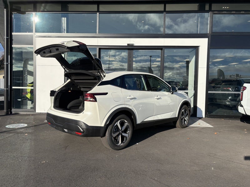 2025 Nissan Qashqai ST-L 1.3PT/6CVT image 3