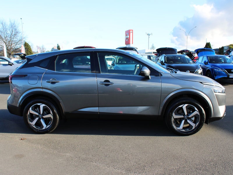 2025 Nissan Qashqai ST-L image 3