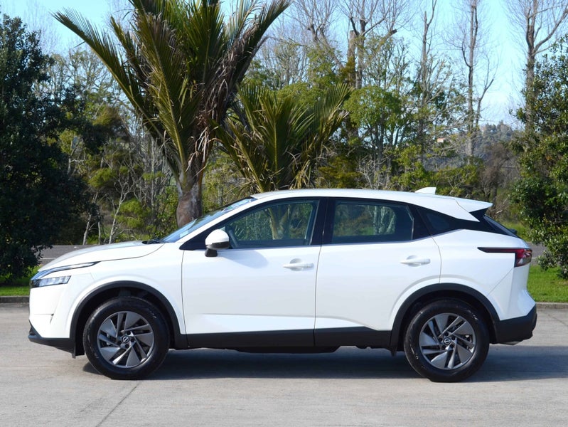 2025 Nissan Qashqai ST PRE REG PRICE image 5