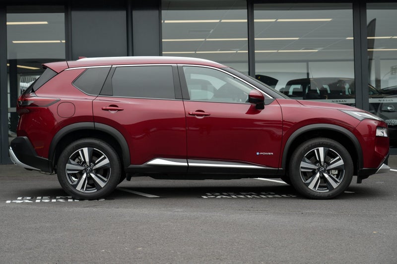 2025 Nissan X-Trail E-Power Hybrid Ti-L 4WD SUV image 4