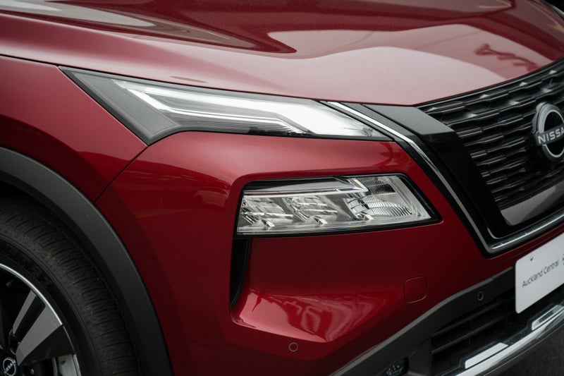 2025 Nissan X-Trail E-Power Hybrid Ti-L 4WD SUV image 5