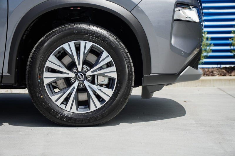 2025 Nissan X-Trail e-power ST-L 4WD image 5