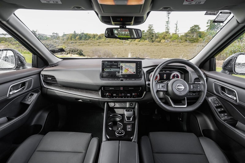 2025 Nissan X-Trail N-Trek 2.5P/4Wd/Cvt image 2