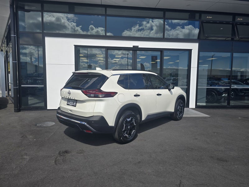 2025 Nissan X-Trail N-TREK 2.5P/4WD/CVT image 3