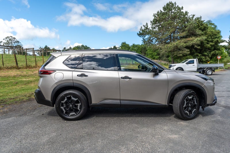 2025 Nissan X-Trail N-TREK image 3