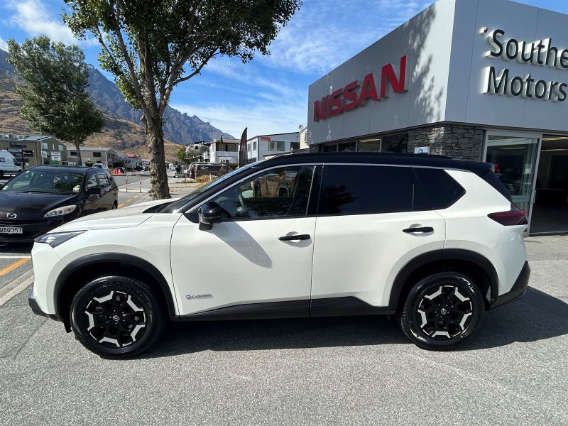 2025 Nissan X-Trail N-TREK e-Power image 3