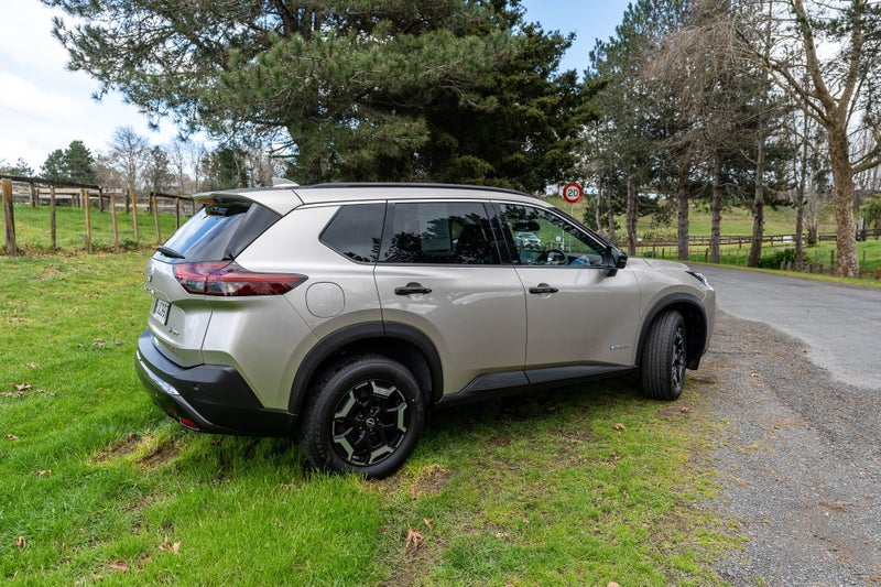 2025 Nissan X-Trail N-TREK e-POWER image 4