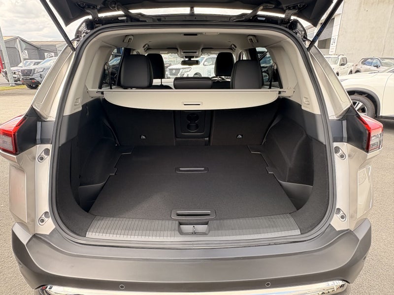 2025 Nissan X-Trail N-Trek E-Power image 5