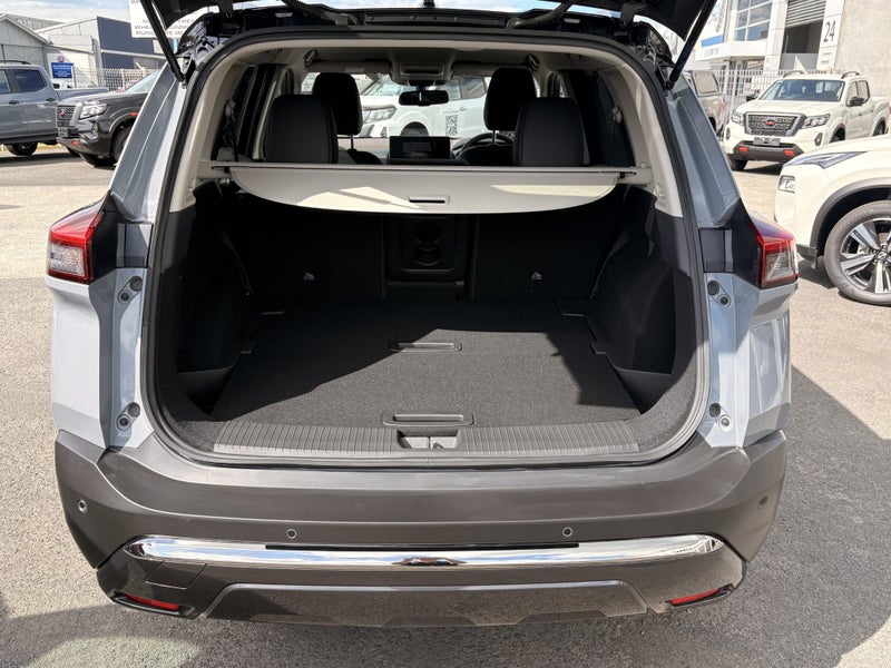 2025 Nissan X-Trail N-Trek E-Power image 5