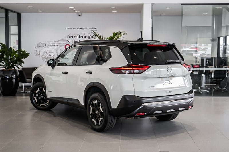 2025 Nissan X-Trail N-Trek E-Power (HYBRID) AWD image 3