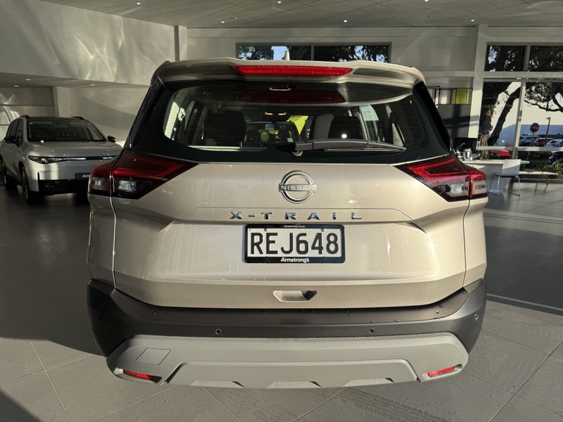 2025 Nissan X-Trail St 2.5P/4Wd/Cvt image 4