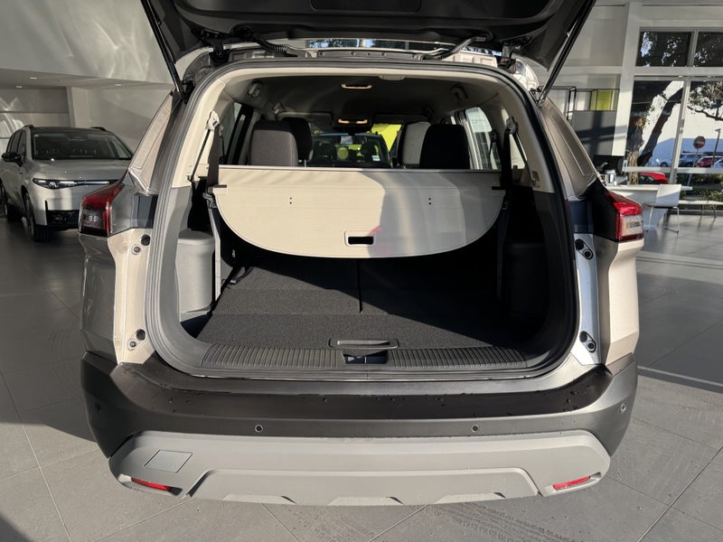 2025 Nissan X-Trail St 2.5P/4Wd/Cvt image 5