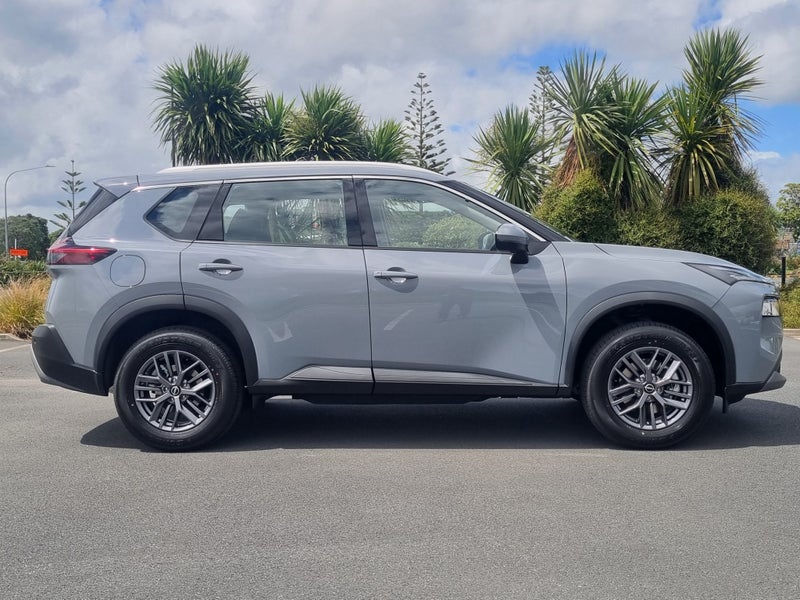 2025 Nissan X-Trail St 2.5P/4Wd/Cvt image 4