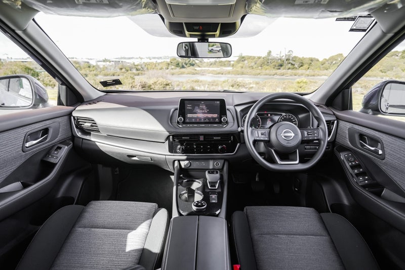 2025 Nissan X-Trail ST 2.5P/4Wd/Cvt image 2