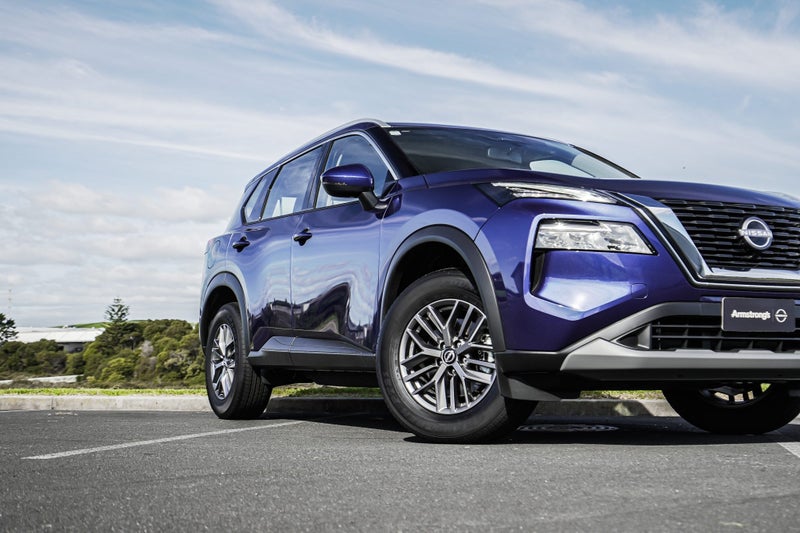 2025 Nissan X-Trail ST 2.5P/4Wd/Cvt image 4