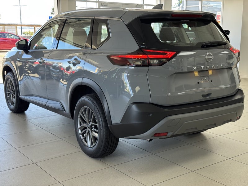 2025 Nissan X-Trail St 2.5P/Cvt image 5