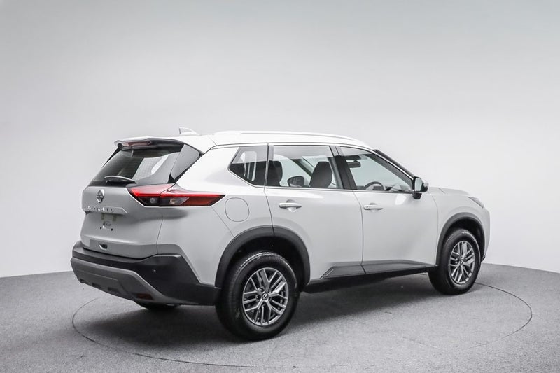 2025 Nissan X-Trail ST 2WD image 5