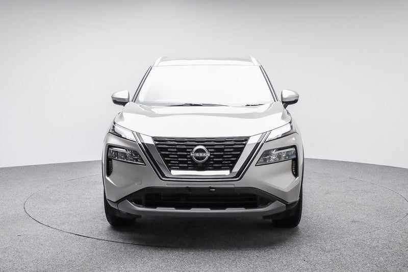 2025 Nissan X-Trail ST 2WD image 3