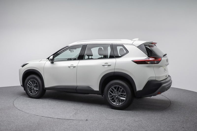 2025 Nissan X-Trail ST 2WD image 5