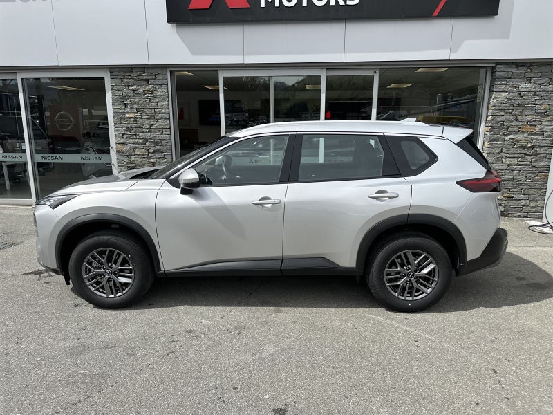 2025 Nissan X-Trail ST 4WD 2.5P image 2