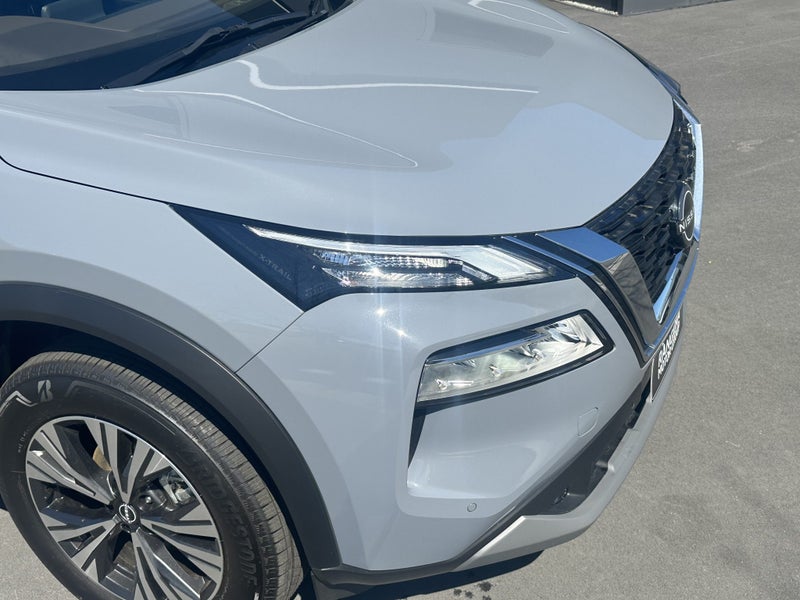 2025 Nissan X-Trail ST-L - image 3