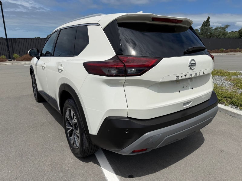 2025 Nissan X-Trail ST-L 2.5 4WD 7 Seater image 5