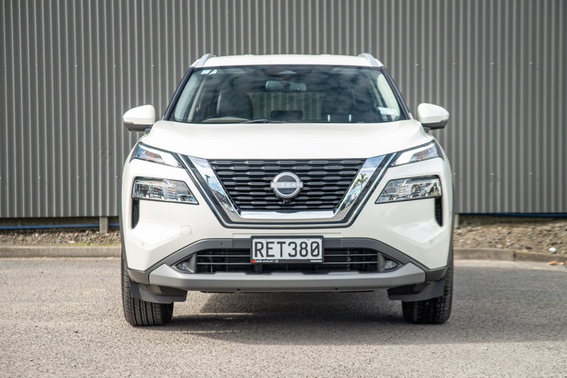 2025 Nissan X-Trail ST-L 2.5L 4WD 7 Seater image 2